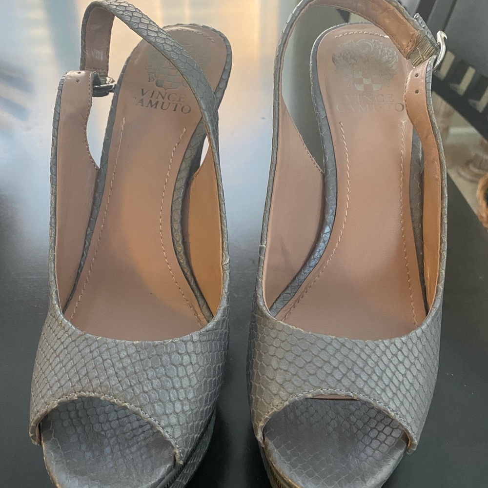 Vince Camino snakeskin sling back pump